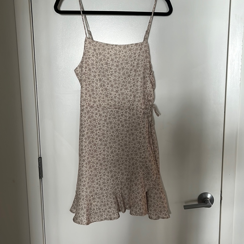 Altar’d State Beige Floral Dress Size Large